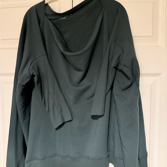 Beyond Yoga Charcoal Green Apparel - Picture 4 of 4